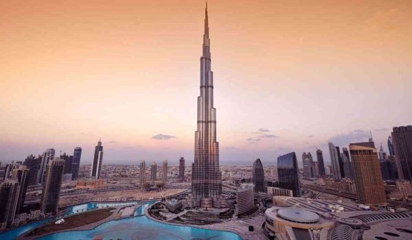 burj khalifa at the top