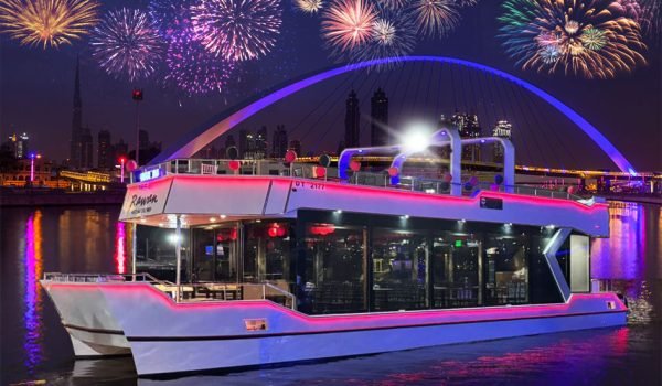 new-years-canal-cruise-dubai-2